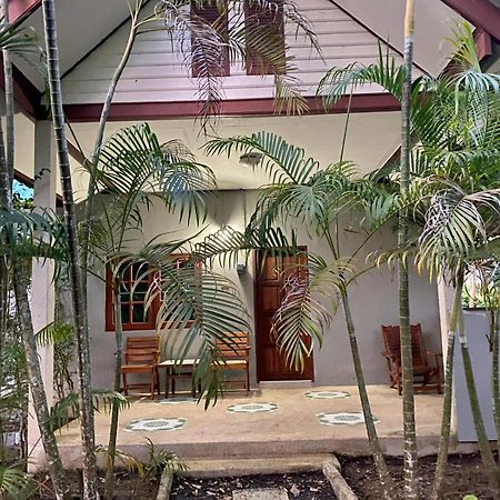 Coconut Bungalow Nai Yang Екстер'єр фото