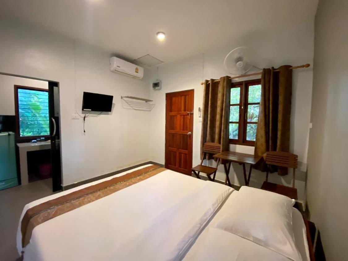 Coconut Bungalow Nai Yang Екстер'єр фото
