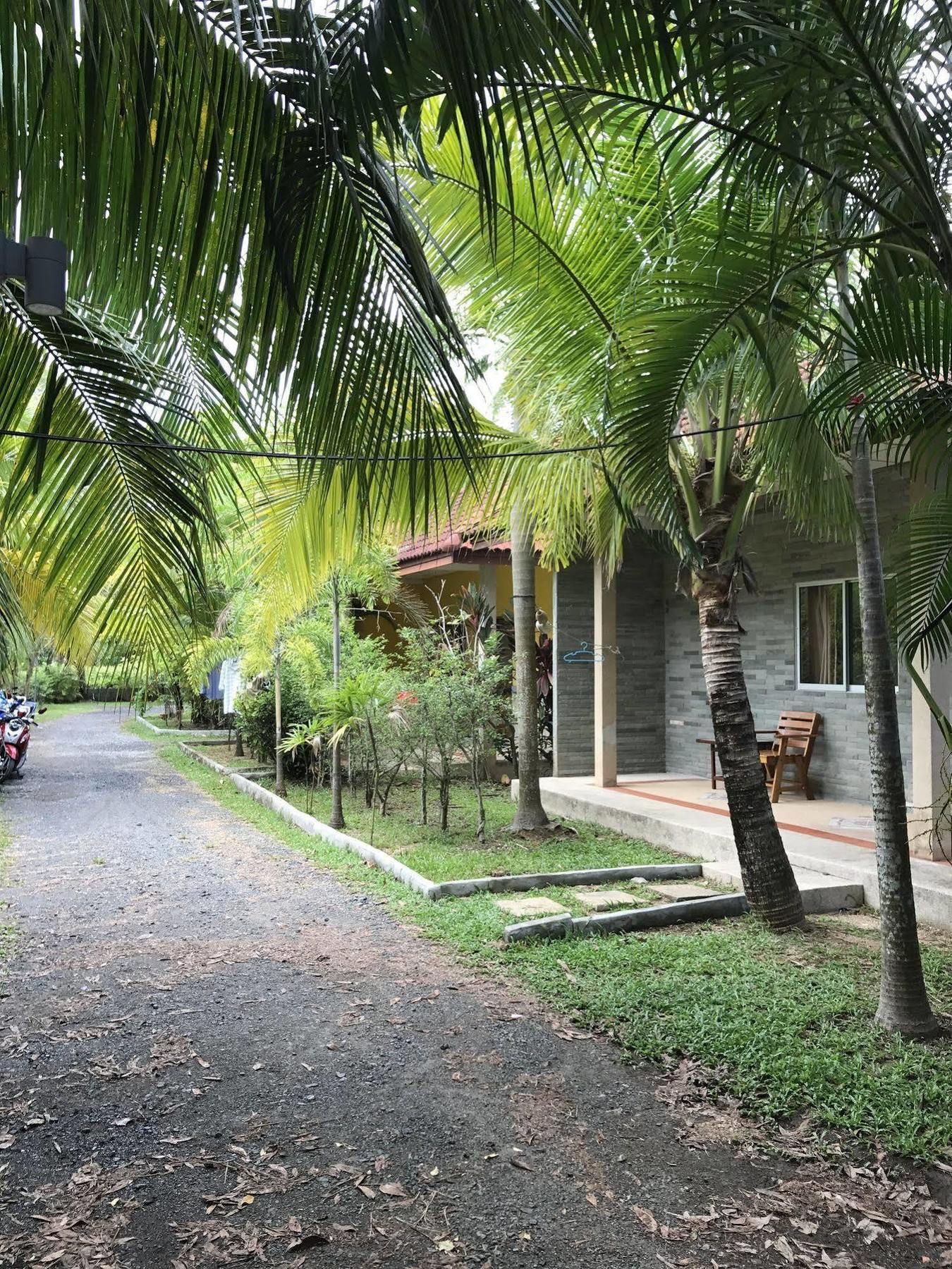 Coconut Bungalow Nai Yang Екстер'єр фото