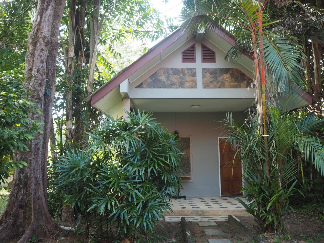Coconut Bungalow Nai Yang Екстер'єр фото
