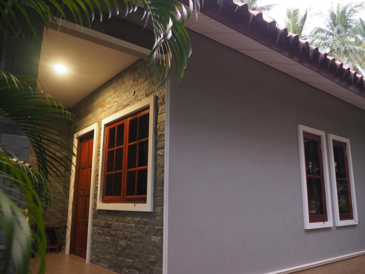 Coconut Bungalow Nai Yang Екстер'єр фото